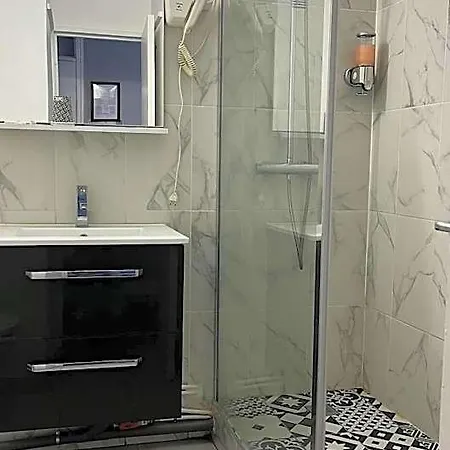Marie Louise Hotel Enghien-les-Bains