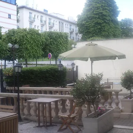 Otel Marie Louise 2*